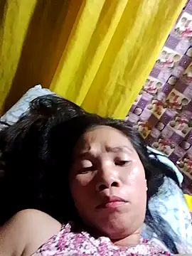 hotmom_lyn webcam