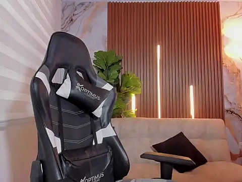 Ela_Maxwell_ webcam