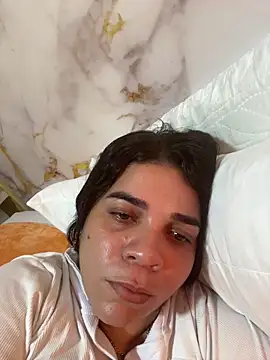 Siri_Luxx webcam