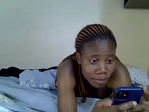 GoldenEbonyXO webcam