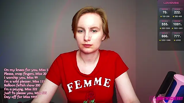 KinkyMissCherry webcam