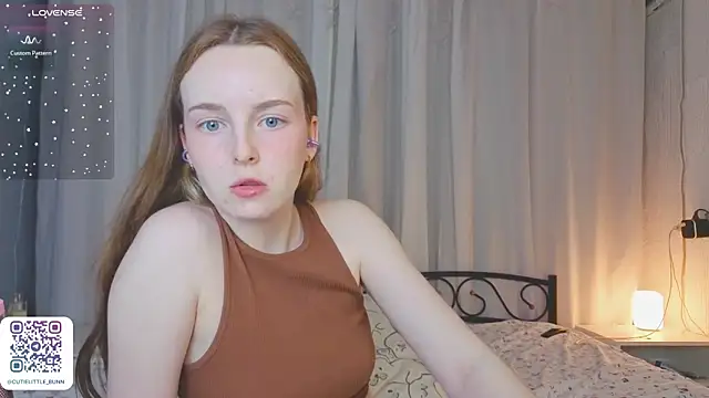 bae_cake_ webcam