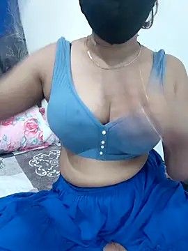 Aarti909090 webcam