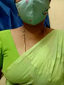 sushma26 Live Webcam on Stripchat