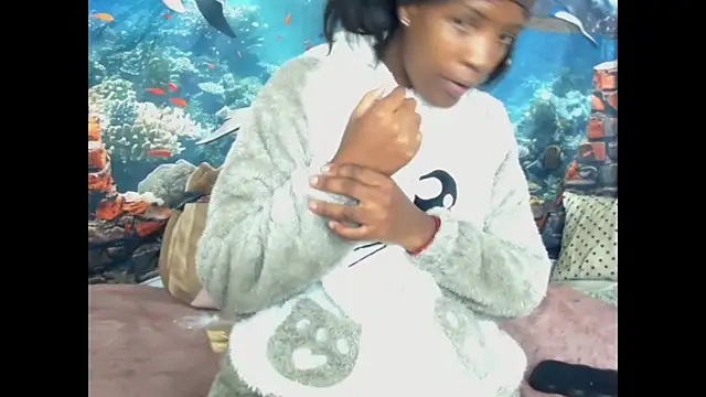 AfricanBarbiee69 webcam
