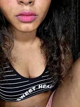 Akni_ live cam on StripChat