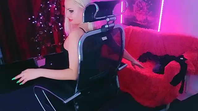 Miss_Alice_Silver webcam