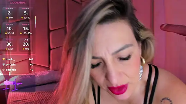 angel_vibes_ webcam