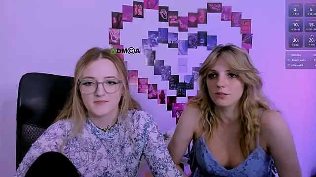 luna_berryy webcam