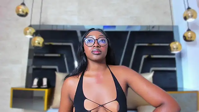 YallianaBrooks webcam