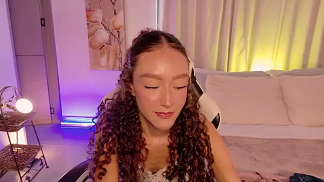 ChloeMoreti webcam