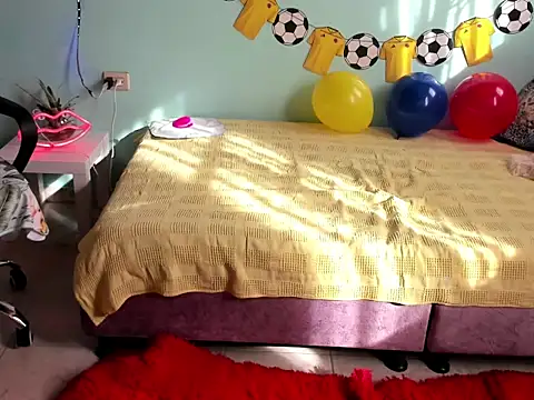 talia_mystic webcam