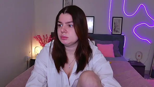 moneyforPeaches webcam
