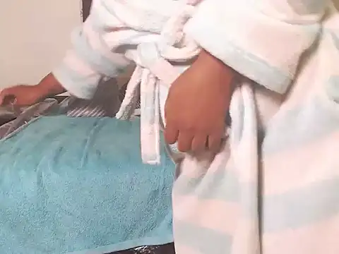 CaramelBaddie16 webcam