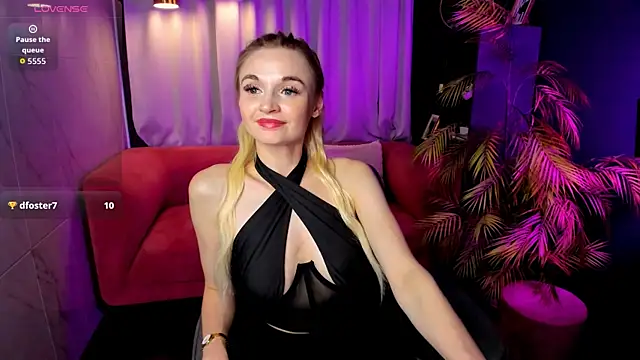 Mila__Lux webcam