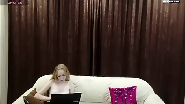 miasweetbby webcam