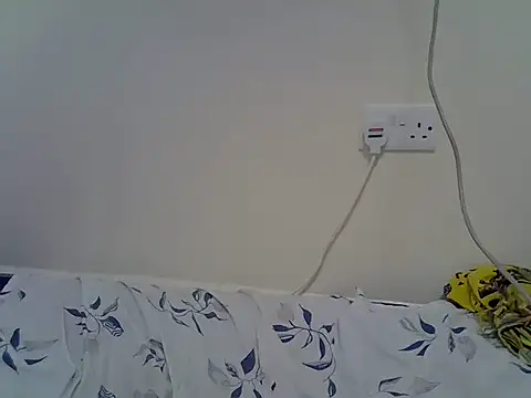 Sweet_Cherry17 webcam
