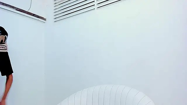 littlecum18 webcam