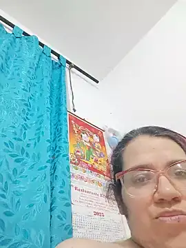 karlythoth@xh webcam