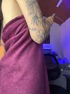karlamorris_ webcam