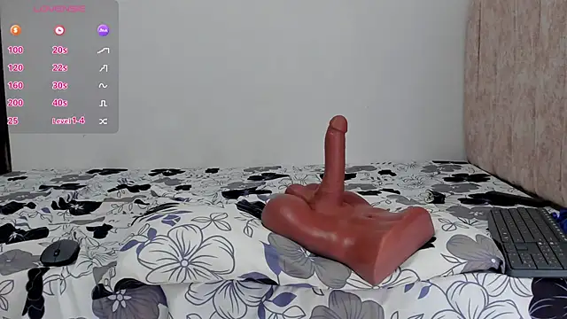 lizziemontana2 webcam