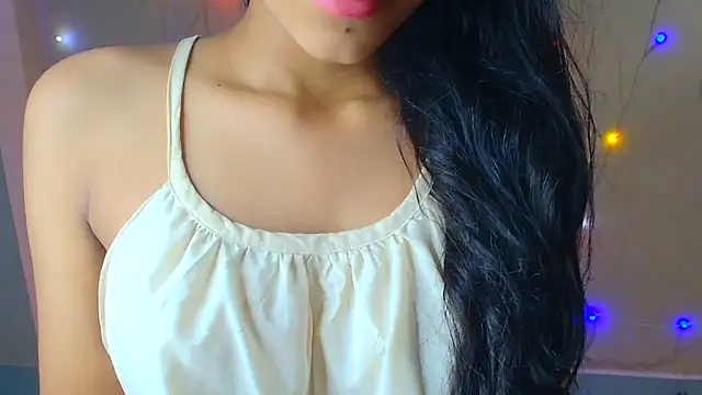 Chandani-Love webcam