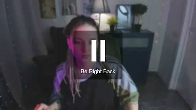 SarahShelby webcam