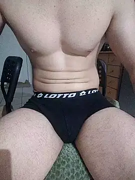 Chris210100 webcam