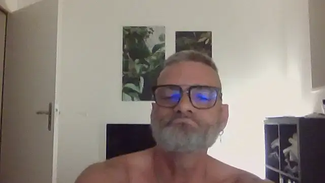Thomster72 webcam