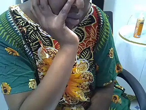 Ndanu_Ercie webcam