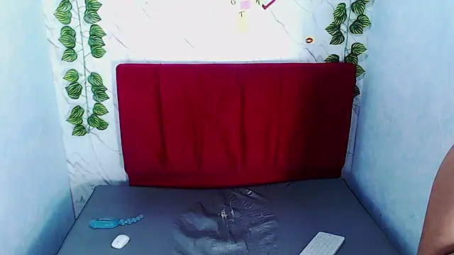 alyssamielmar webcam