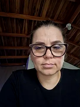 MariaPau_83 webcam