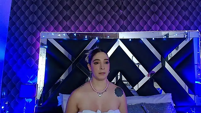 victoriaa_lee_ webcam