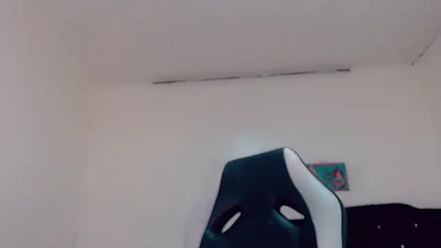 Oriana_braom webcam