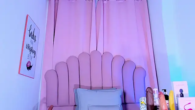 NicoleMadrird webcam