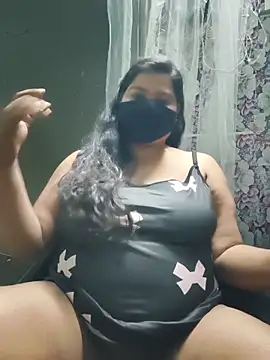 Liyaa_24 webcam