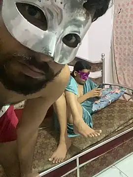 Priyanka011 webcam