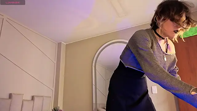 Rossiee_huntt webcam