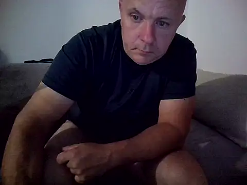DaDDyLoVeSu83 live sex cam