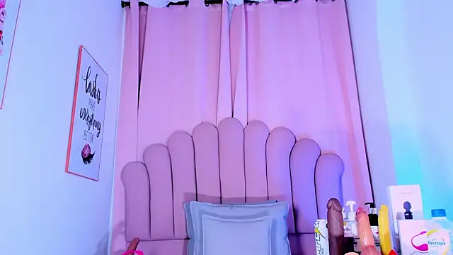 NicoleMadrird webcam