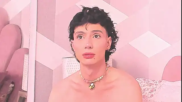 KylieMonnett webcam