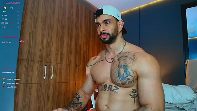 massimo_visconti (M young) - 🔥we jerk off together, milk explosion🔥