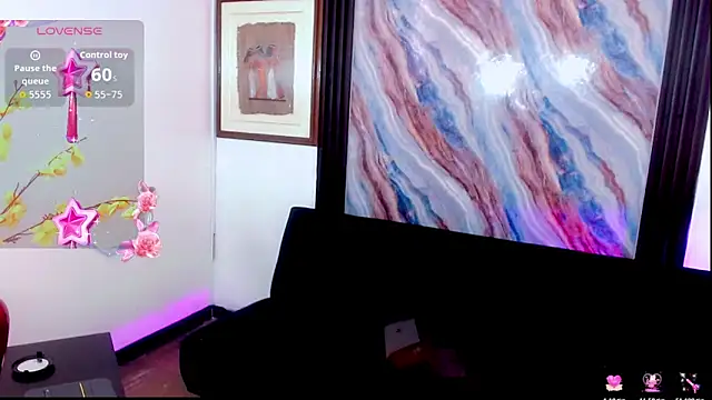 katha_Crawford webcam