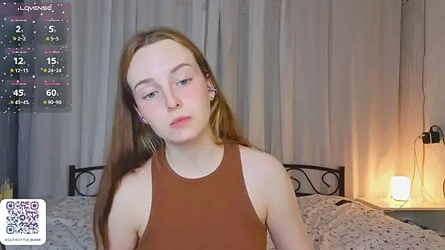 bae_cake_ webcam