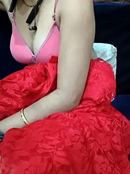Strawberry4403 live sex cam