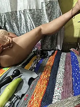 Hotty-Rani-Bhabi webcam