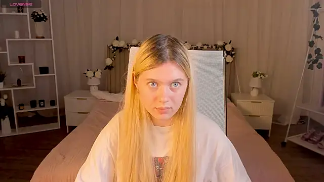 celestinemauriac - CelestineMauriac's free webcam - UK Sex Cams