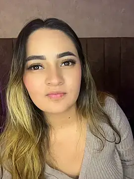 Antonella_Julieta webcam