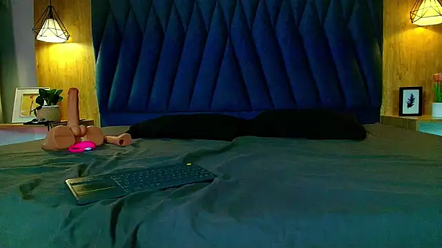 Megan_Beaumontx webcam