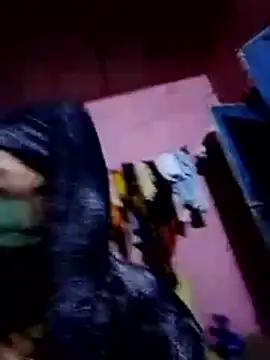 Hot_ashna